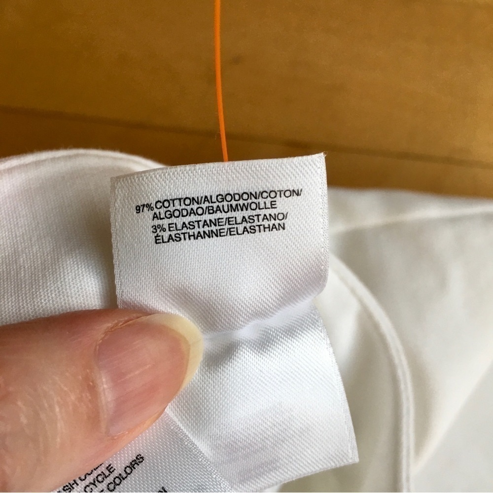 Jones New York High-Rise, Stretch, Straight Leg Capri Pant, White, Size 8 - Picture 6 of 17